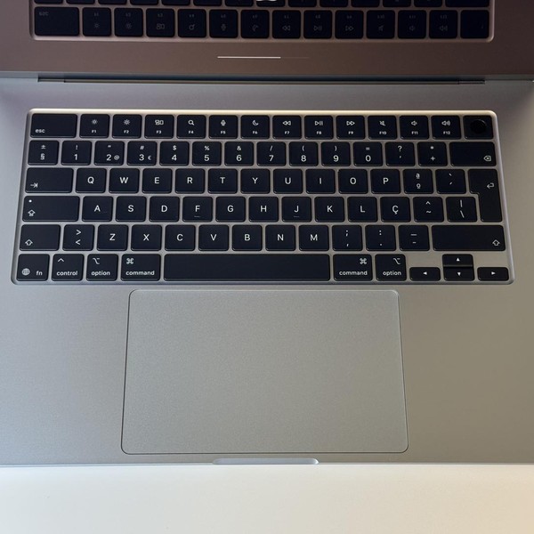 MacBook Air 2025 (M4) - 15 inch - 256 GB, Sky Blue, 16 GB, Apple M4