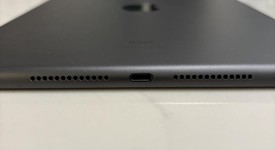 Mint
													Apple iPad 8th Gen - Wi-Fi, Gray, 32 GB, A2270, photo 3 of 13