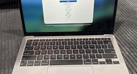 Good
													MacBook Air 2020 - 13" - Apple M1, Silver, 256 GB, 8 GB, photo 1 of 7