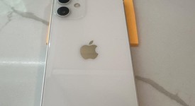 Good
													Apple iPhone 12 Mini - Unlocked, White, 128 GB, A2176, photo 3 of 7