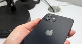 Mint
													Apple iPhone 12 - Unlocked, Black, 64 GB, A2172, photo 4 of 14