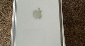 Good
													Apple iPhone 12 - Unlocked, White, 64 GB, A2172, photo 4 of 10