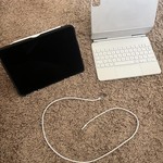 Good Apple iPad Air (5th Gen) - Unlocked, 256 GB, Blue, A2589