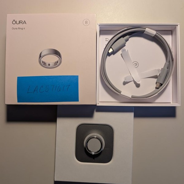 Oura Ring Gen 4 - Silver, Size 8
