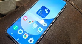 Good
													Samsung Galaxy Z Flip6 - T-Mobile, Blue, 256 GB, 12 GB, SM-F741U, photo 5 of 5