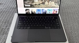 Good
													MacBook Pro Late 2023 (M3) - 14" - Apple M3 Pro 11-core, Black, 512 GB, 18 GB, 14-core GPU, photo 3 of 8