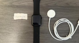 Good
													Apple Watch Series 7 41mm - Unlocked, Midnight, A2475 - Cellular, Aluminum, photo 1 of 5