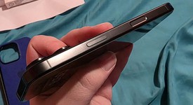 Mint
													Apple iPhone 16 Pro - Unlocked, Black, 256 GB, A3083, photo 5 of 11