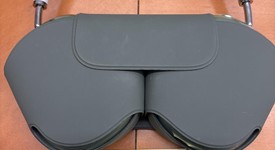 Used
													Apple AirPods Max - Green, photo 2 of 8