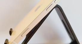 Good
													Apple iPhone 12 Mini - Unlocked, White, 64 GB, A2176, photo 6 of 6