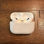 Used Apple AirPods Pro 2 - Lightning