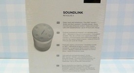 New
													Bose Soundlink Revolve 2 - Silver, photo 2 of 4