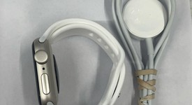 Mint
													Apple Watch SE 2nd Gen 40mm - Starlight, A2722 - GPS, Aluminum, photo 4 of 5