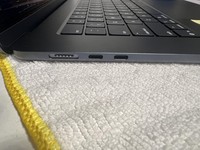 MacBook Air 2025 (M4) - 15"
