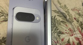 Mint
													Google Pixel 10 - Unlocked, Frost, 128 GB, GLBW0, photo 5 of 8