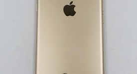 Good
													Apple iPhone 7 - Verizon, Gold, 32 GB, A1660, photo 5 of 10