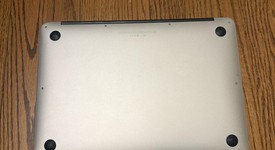 Good
													MacBook Air 2017 - 13" - I5, Silver, 128 GB, 8 GB, photo 4 of 10