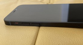 Mint
													Apple iPhone 12 Mini - Unlocked, Black, 64 GB, A2176, photo 4 of 10