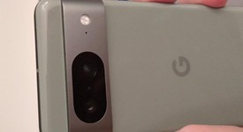 Mint
													Google Pixel 8 - Unlocked, Hazel, 128 GB, 8 GB, G9BQD, Sub-6 5G, photo 4 of 5