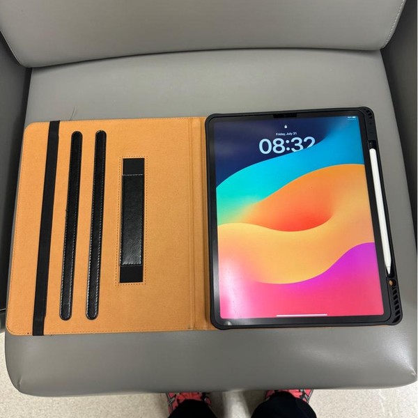 Apple iPad Pro 12.9 inch 6th Gen 2022 - Wi-Fi, 512 GB, Gray