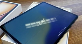 Mint
													Apple iPad Air 13" (M3) 2025 - Unlocked, Gray, 128 GB, photo 2 of 8