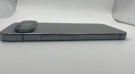 Mint
													Google Pixel 9 Pro - Unlocked, Hazel, 128 GB, 16 GB, GR83Y, photo 5 of 8