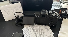 Mint
													Sony a7 IV, photo 3 of 8