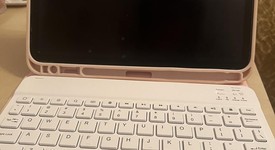 Mint
													Apple iPad 10th Gen - Wi-Fi, Silver, 64 GB, A2696, photo 4 of 37