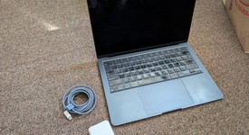 Good
													MacBook Air 2022 - 13" - Apple M2, Midnight, 1 TB, 24 GB, photo 3 of 16