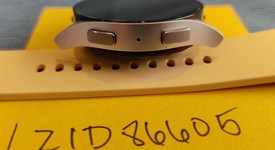 Mint
													Samsung Galaxy Watch6 - Unlocked, Gold, 40mm, photo 5 of 6
