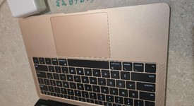 Fair
													MacBook Air 2019 - 13" - I5, Gold, 256 GB, 8 GB, photo 3 of 7