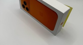 New
													Apple iPhone 17 Pro - Unlocked, Cosmic Orange, 256 GB, A3256, photo 4 of 11
