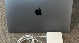 Mint
													MacBook Pro 2022 - 13" - Apple M2, Silver, 256 GB, 8 GB, photo 5 of 5