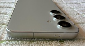 Good
													Samsung Galaxy S24 - Unlocked, Gray, 256 GB, 8 GB, SM-S921U1, photo 5 of 10