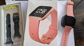 Good
													Fitbit Versa - Rose Gold, photo 3 of 3