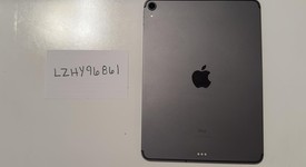 Good
													Apple iPad Pro 11" 2018 - Unlocked, Gray, 64 GB, A2013, photo 2 of 6