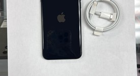 Mint
													Apple iPhone SE 3rd Gen 2022 - Unlocked, Midnight, 64 GB, A2595, photo 1 of 9