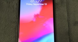 Mint
													Apple iPhone Xs - Unlocked, Gold, 64 GB, A1920, photo 3 of 13