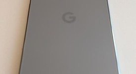 Good
													Google Pixel 9 Pro XL - Unlocked, Hazel, 256 GB, 16 GB, GGX8B, photo 4 of 10