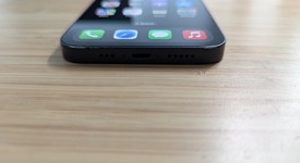 Good
													Apple iPhone 13 - Unlocked, Blue, 128 GB, A2482, photo 3 of 13