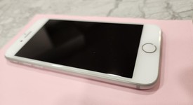 Mint
													Apple iPhone 7 - Verizon, Silver, 32 GB, A1660, photo 3 of 12