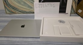 Good
													MacBook Pro Late 2023 (M3) - 16" - Apple M3 Pro 12-core, Silver, 512 GB, 18 GB, 18-core GPU, photo 2 of 11
