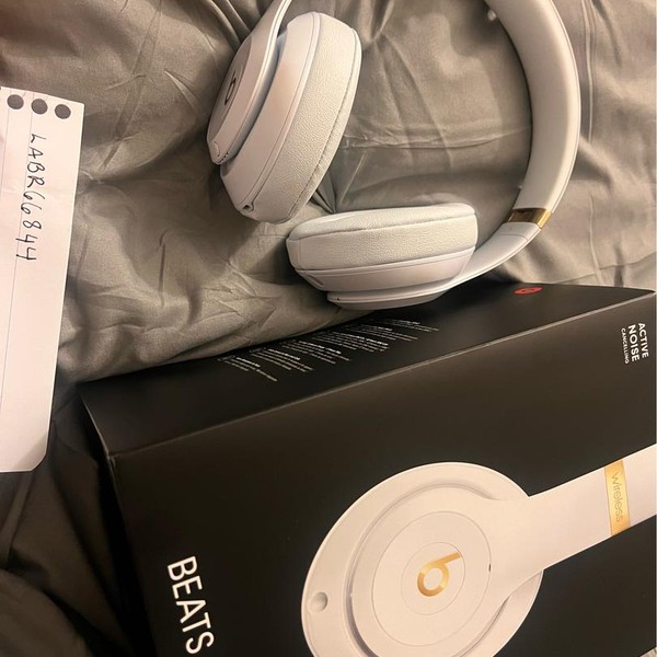 Beats Studio3 - White