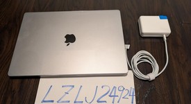 Good
													MacBook Pro 2021 - 16" - Apple M1 Pro 10-core, Gray, 512 GB, 16 GB, photo 1 of 10