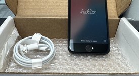 Mint
													Apple iPhone SE 3rd Gen 2022 - Unlocked, Midnight, 64 GB, A2595, photo 1 of 6