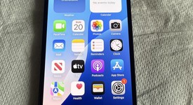 Mint
													Apple iPhone 13 - Unlocked, Midnight, 128 GB, A2482, photo 1 of 11