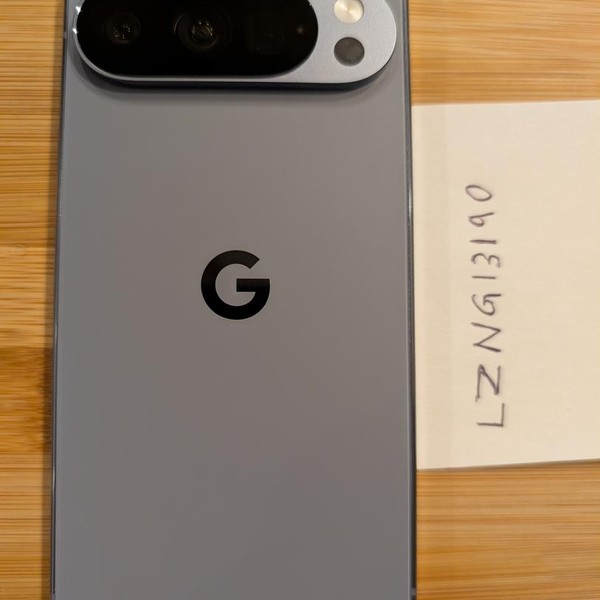 Google Pixel 10 Pro - Unlocked, 128 GB, Moonstone, G4QUR