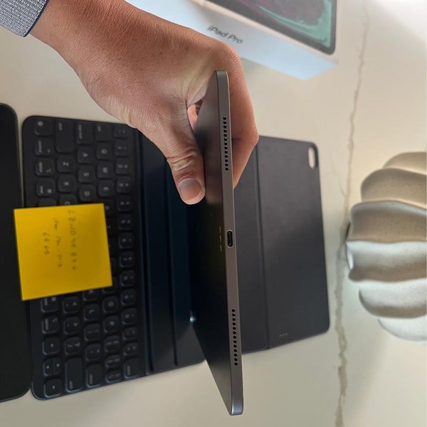 Apple iPad Pro 11 inch 2018 - Wi-Fi, Gray, 64 GB, A1980