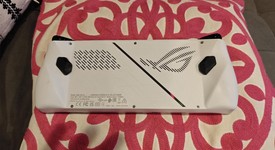 Good
													Asus ROG Ally 7" - Z1 Extreme, White, 512 GB, 16 GB, Ryzen Z1 Extreme, photo 3 of 4