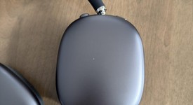 Used
													Apple AirPods Max - Gray, photo 2 of 7